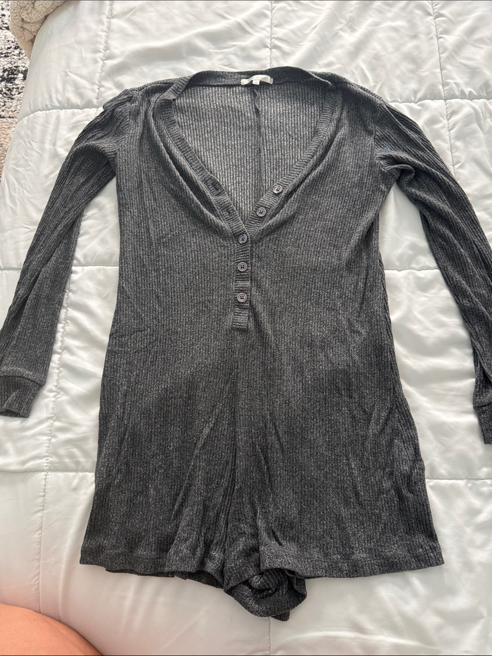 Z supply grey  Ribbed Long-Sleeve Button Romper